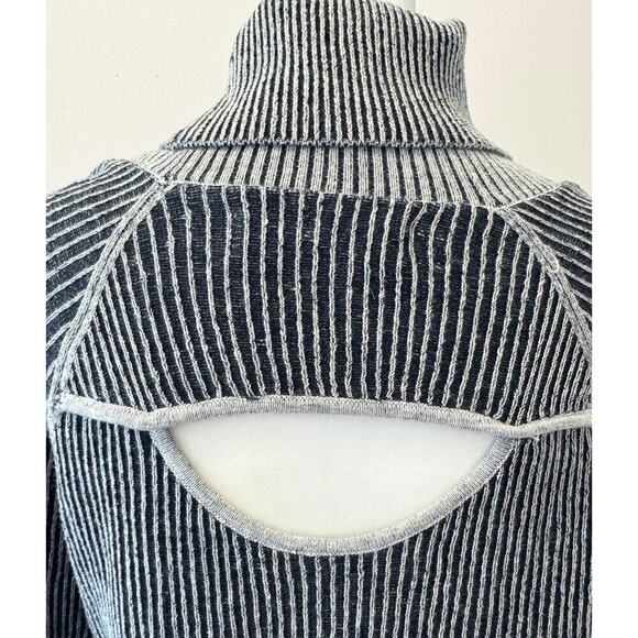 ABERCROMBIE Ribbed Turtleneck Sweater w/ Cutout Knit Pullover Size S - Picture 4 of 5